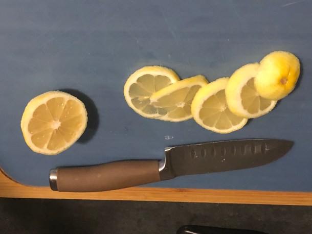 Cooking Eorzea | Sliced lemon.