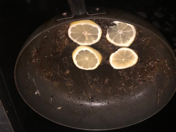 Cooking Eorzea | Heating up lemon slices.